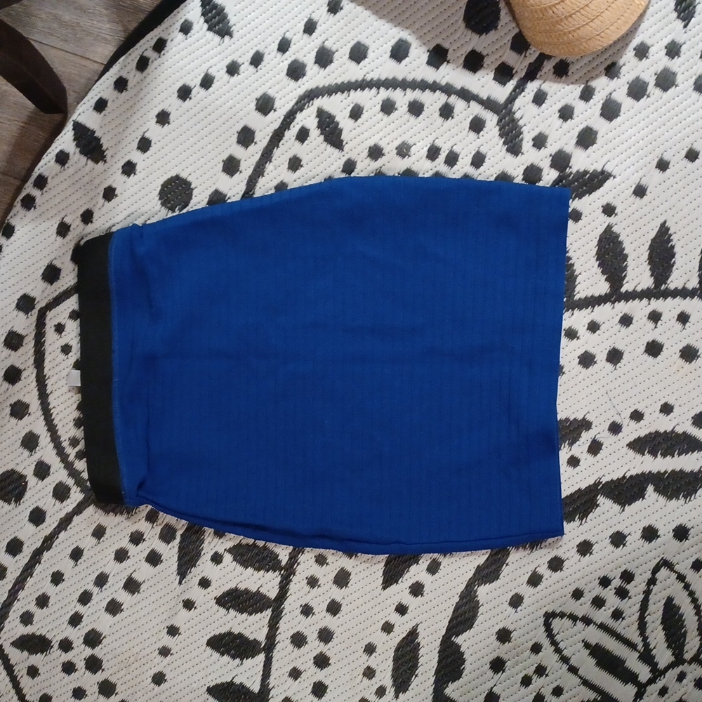 Joseph Ribkoff pencil shirt